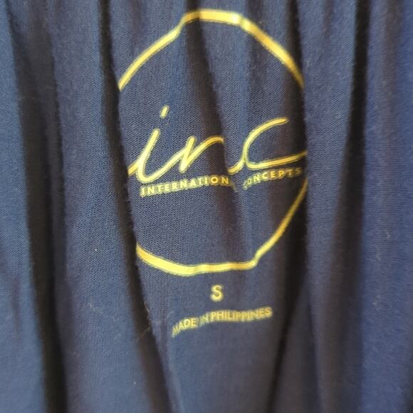 EUC Inc Top, S - Picture 3 of 5